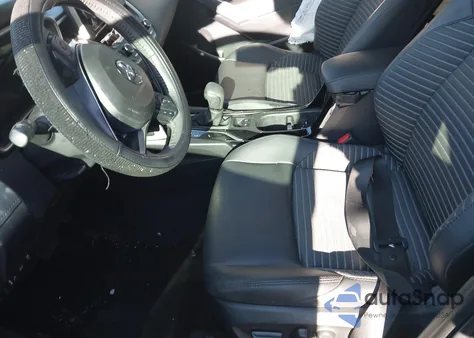 2024 Toyota Corolla Cross Hybrid Xse z USA, uszkodzony, nr VIN 7MUFBABG2RV031397